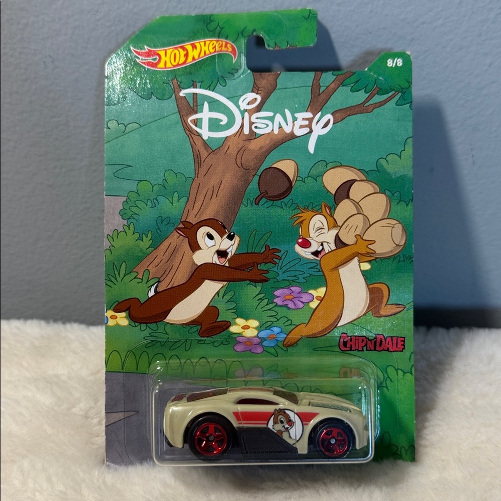 Hot Wheels Disney Chip N Dale Horseplay New